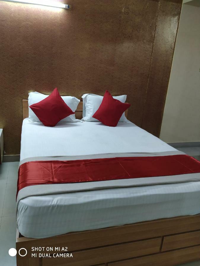 hotel surya residency majestic